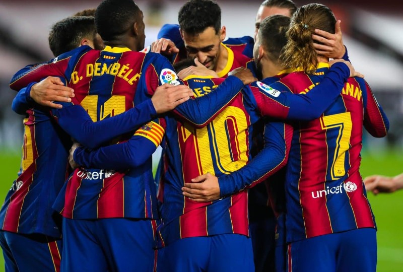 Đội hình cú ăn 3 của Barca